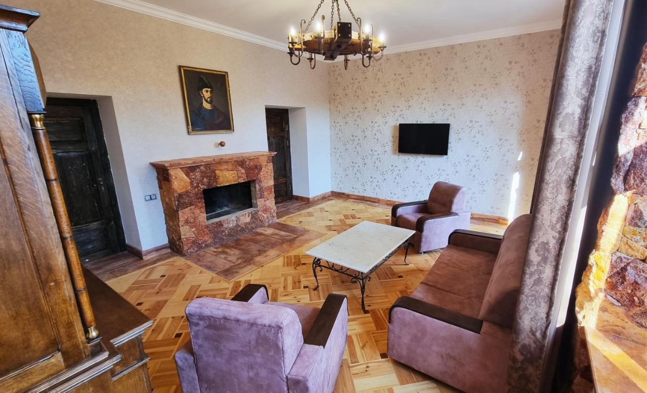 Via Gyumri Hotel Buitenkant foto
